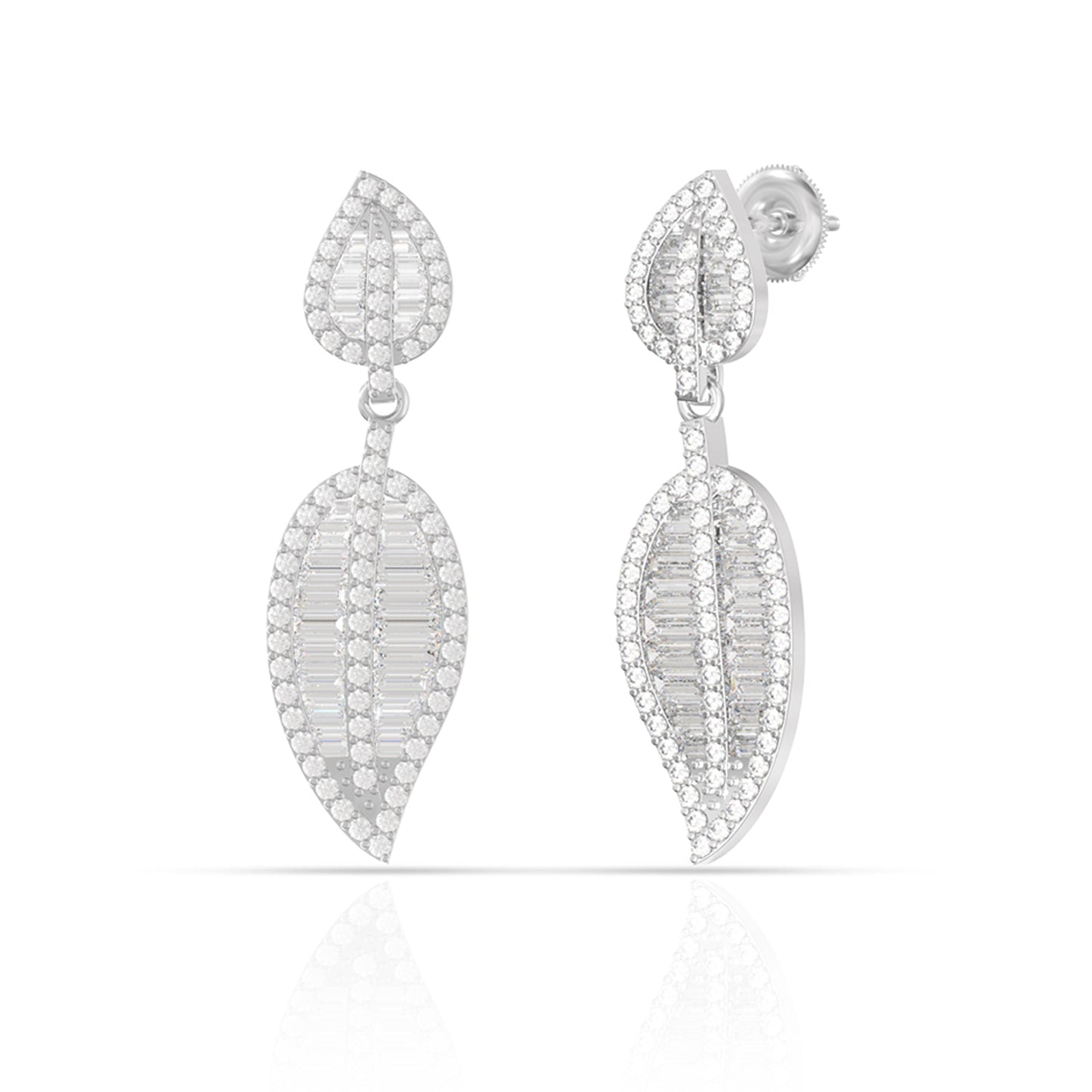 Swaying Leaf Dangle Earrings In Silver