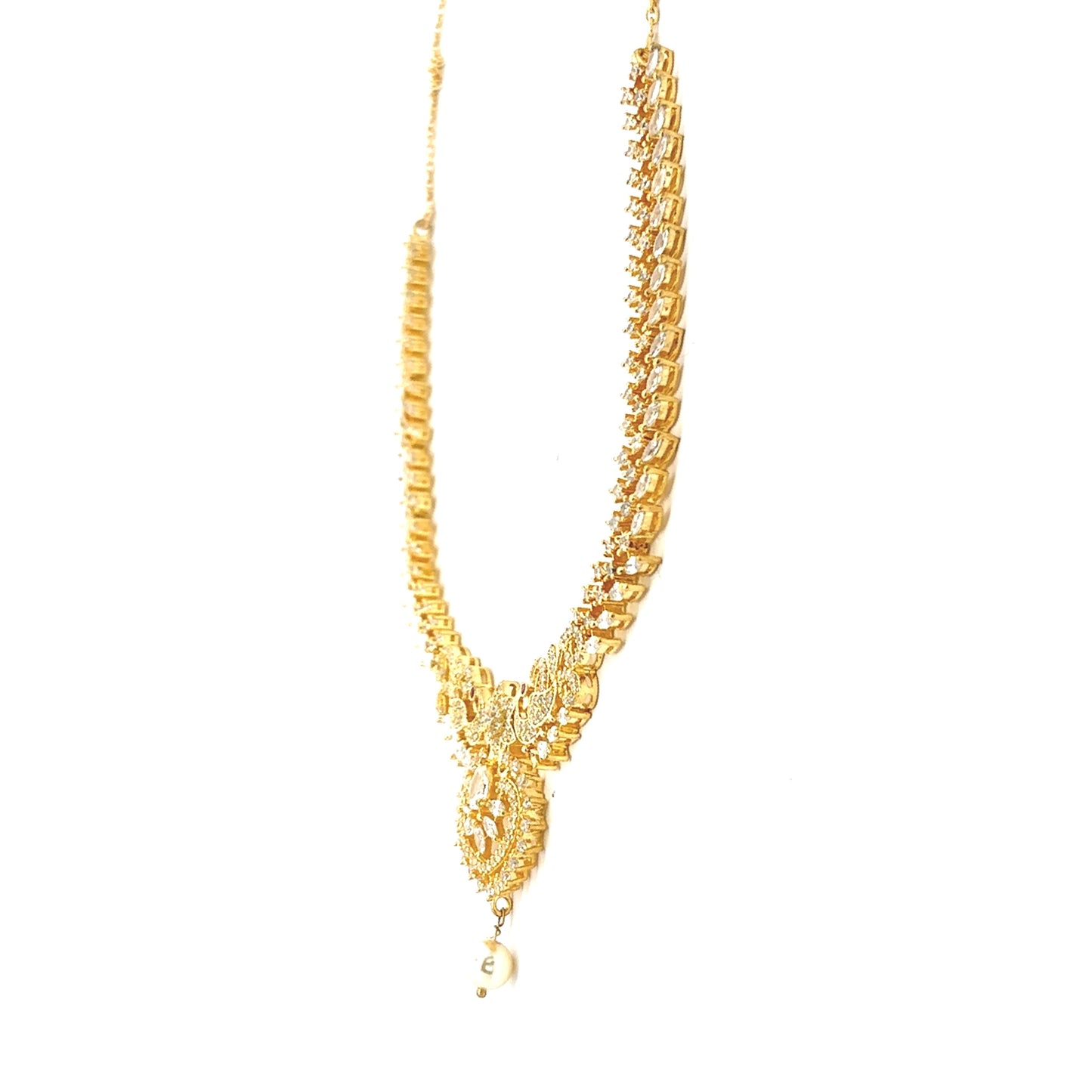 Regal Sparkle Pearl Necklace Set