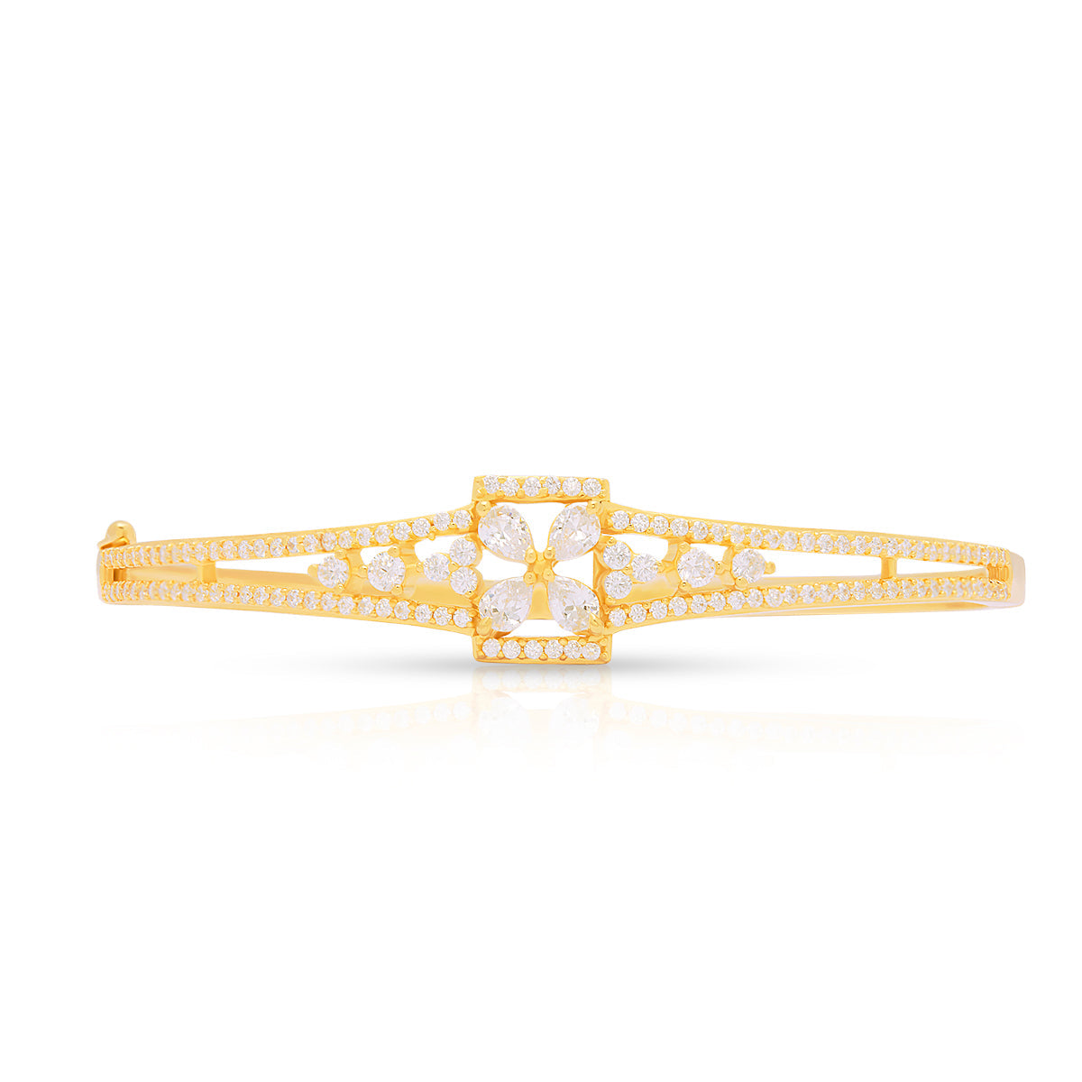 Sparkling Diamond-Studded Gold Bracelet