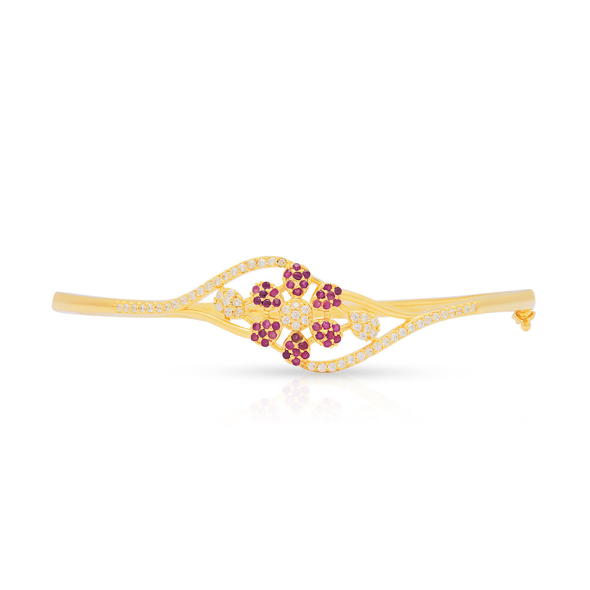 Charming Flower Motif Gold Bracelet