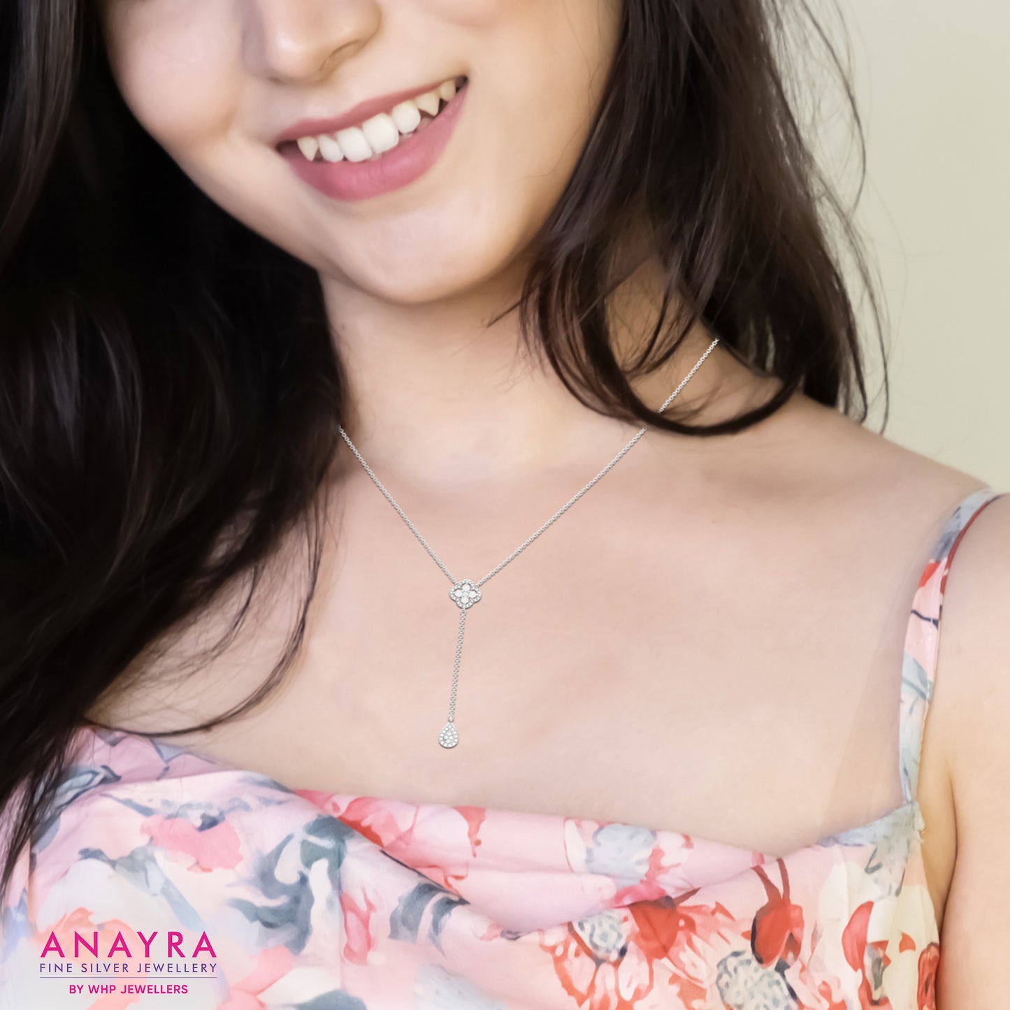 Shining Star Silver Locket
