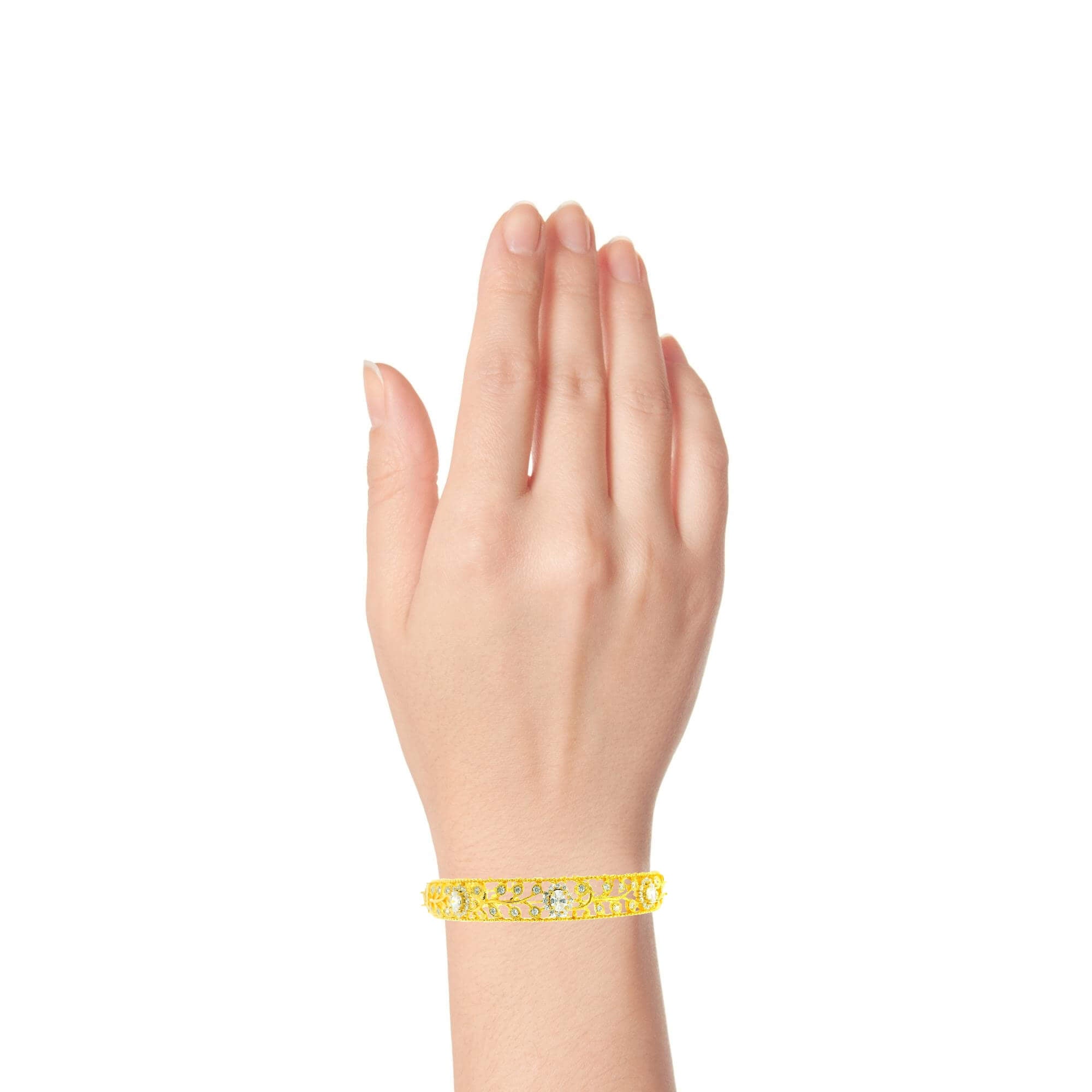 Royal Look Floral Design Gold Plated Bangles