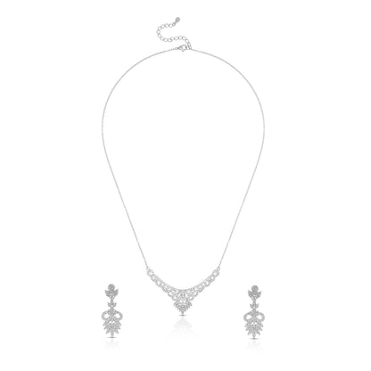 Graceful Floral Design Necklace Set