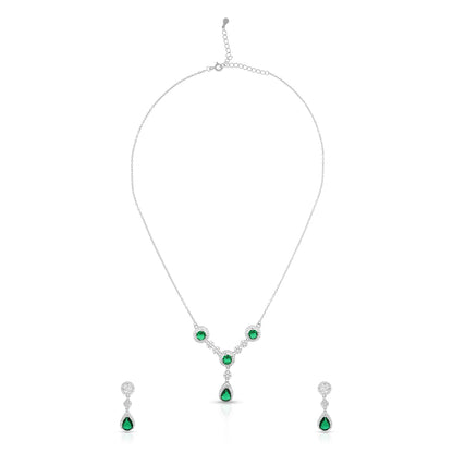 Graceful Emerald Necklace Set