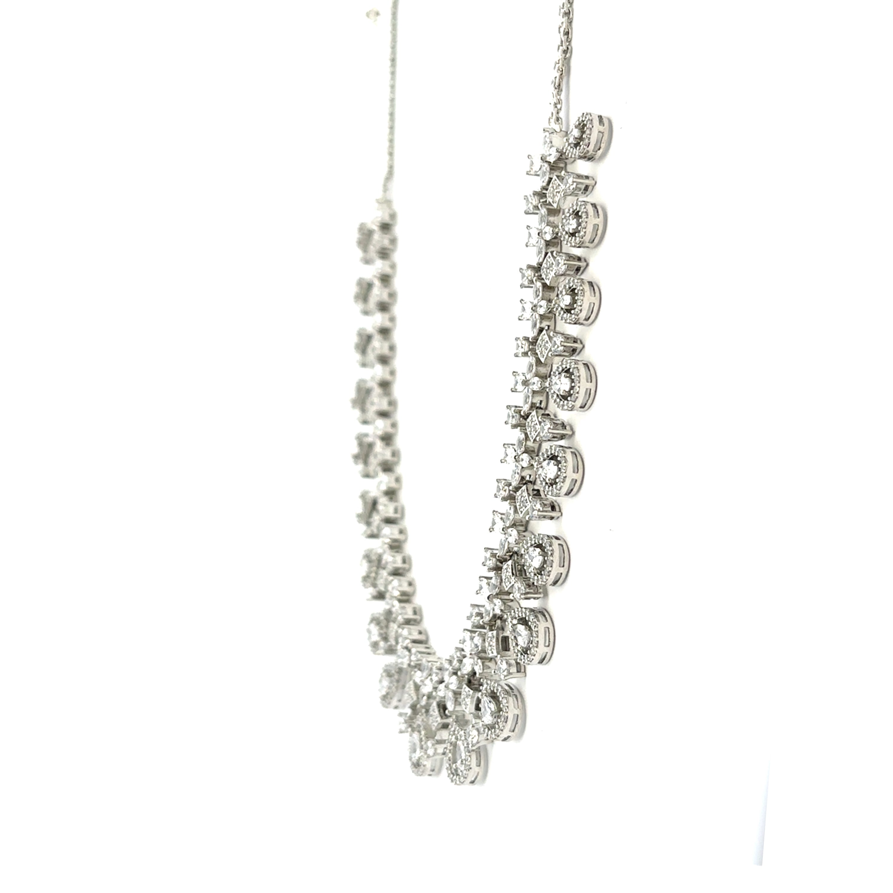 Dazzling Teardrop Diamond Necklace Set