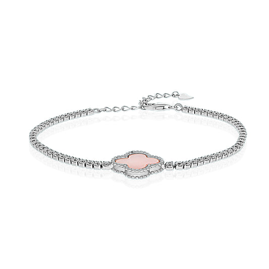 Elegant Clover Design Bracelet