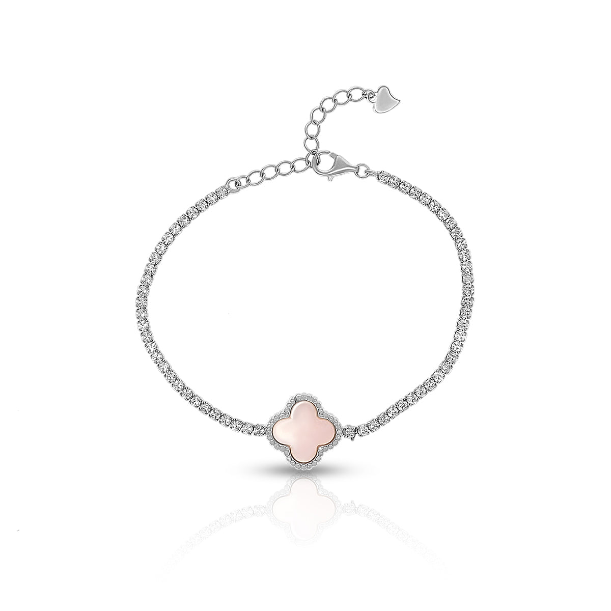 Elegant Clover Design Bracelet