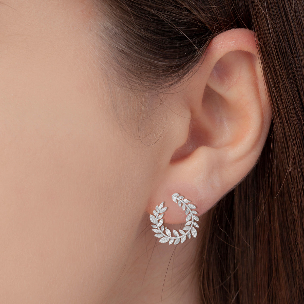 Delicate Leaf Design Sterling Silver Stud Earrings