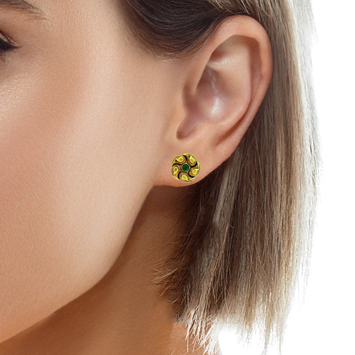 Traditional Round Gold Plated Stud