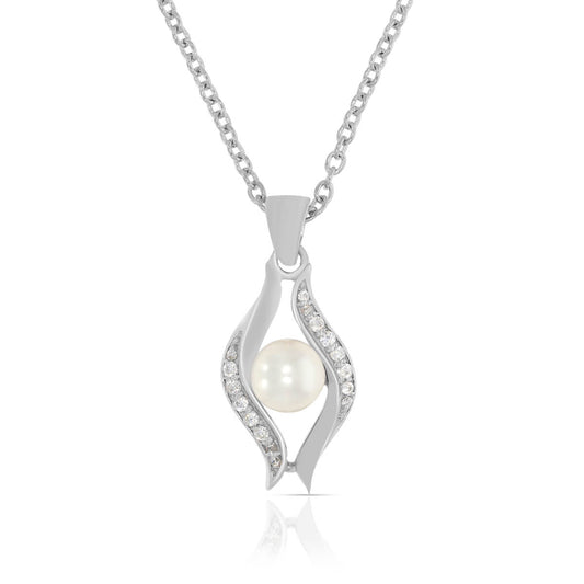 Pearl in Twist Pendant with Chain