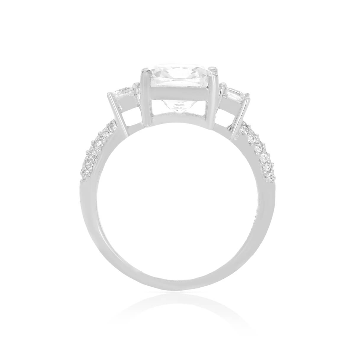 Stunning Three Stone Silver Ring