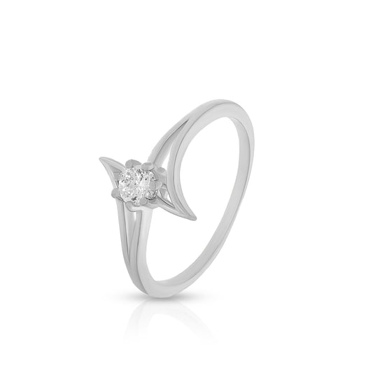 Elegant Swirl Design Ring