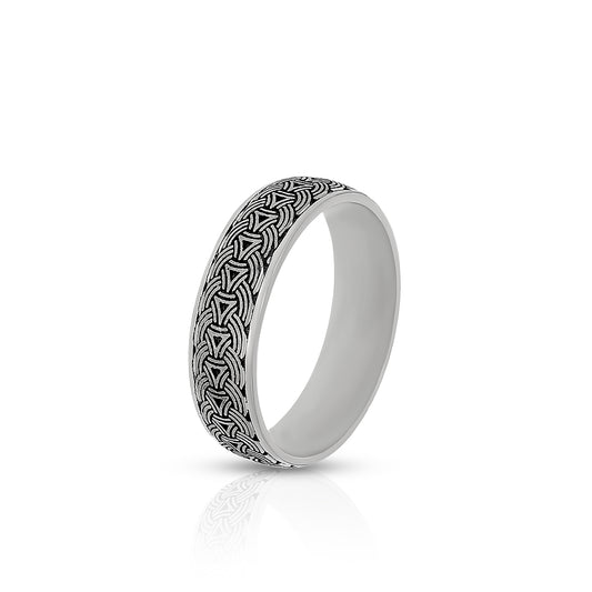 Chic Engraved Pattern Ring