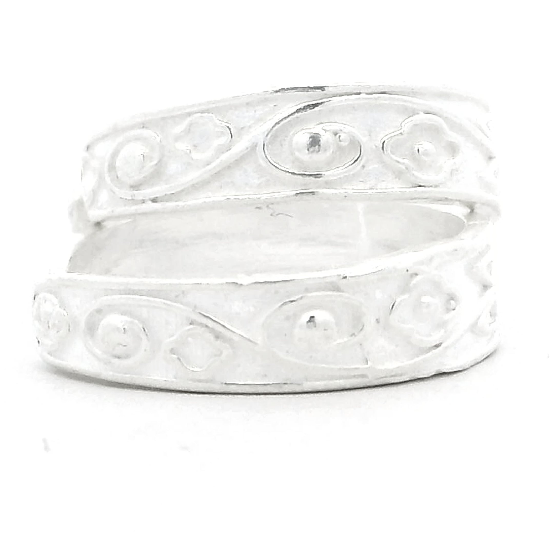 Dainty Floral Art Toe Rings