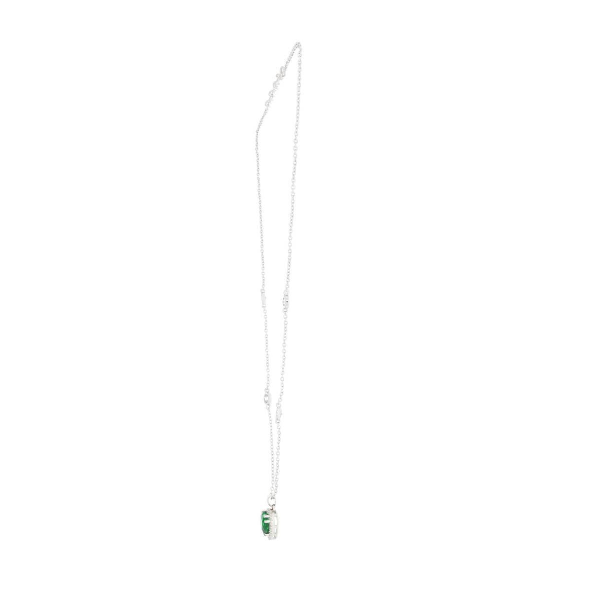 Lady Love Green Necklace