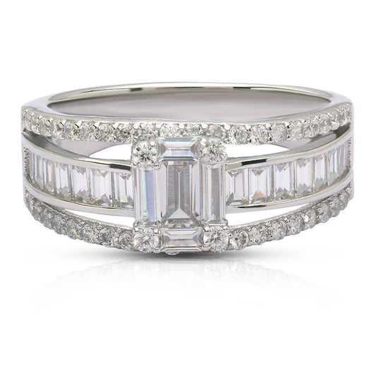 Glamorous Crystal Studded Silver Ring