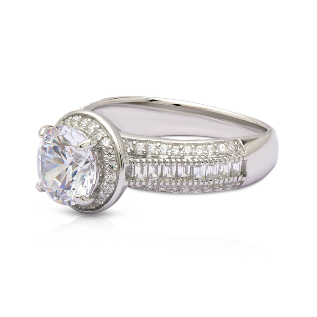 Splendid Solitaire Silver Ring