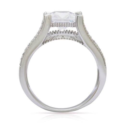 Dazzling Solitaire Silver Ring